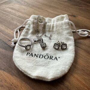 Pandora set